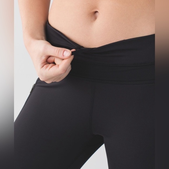 Lululemon Inspire Tight II (Mesh)
Black size 4 - Picture 12 of 16